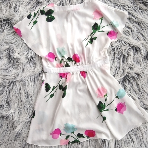 KATE SPADE ♠️ New York floral womens Charmeuse Robe Womens size XS / S - Picture 2 of 10